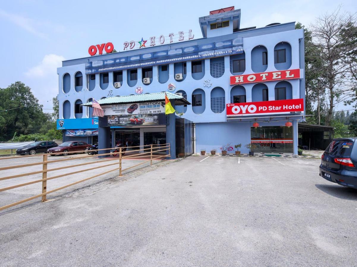 Oyo 1136 Pd Star Hotel Port Dickson Extérieur photo