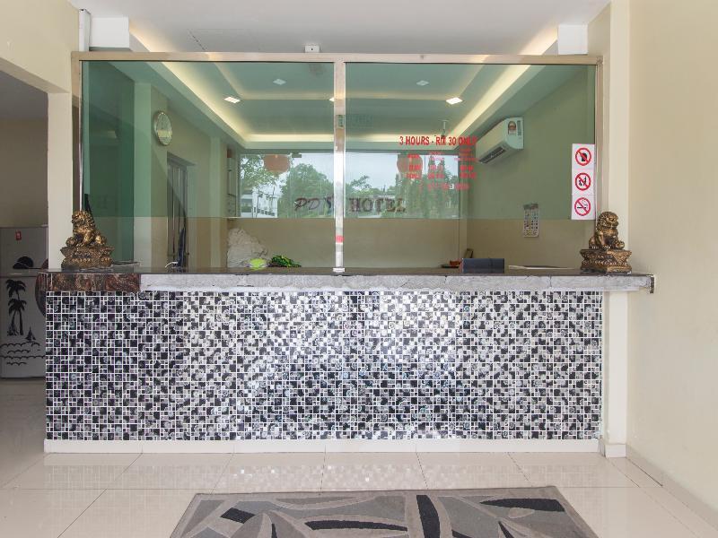 Oyo 1136 Pd Star Hotel Port Dickson Extérieur photo